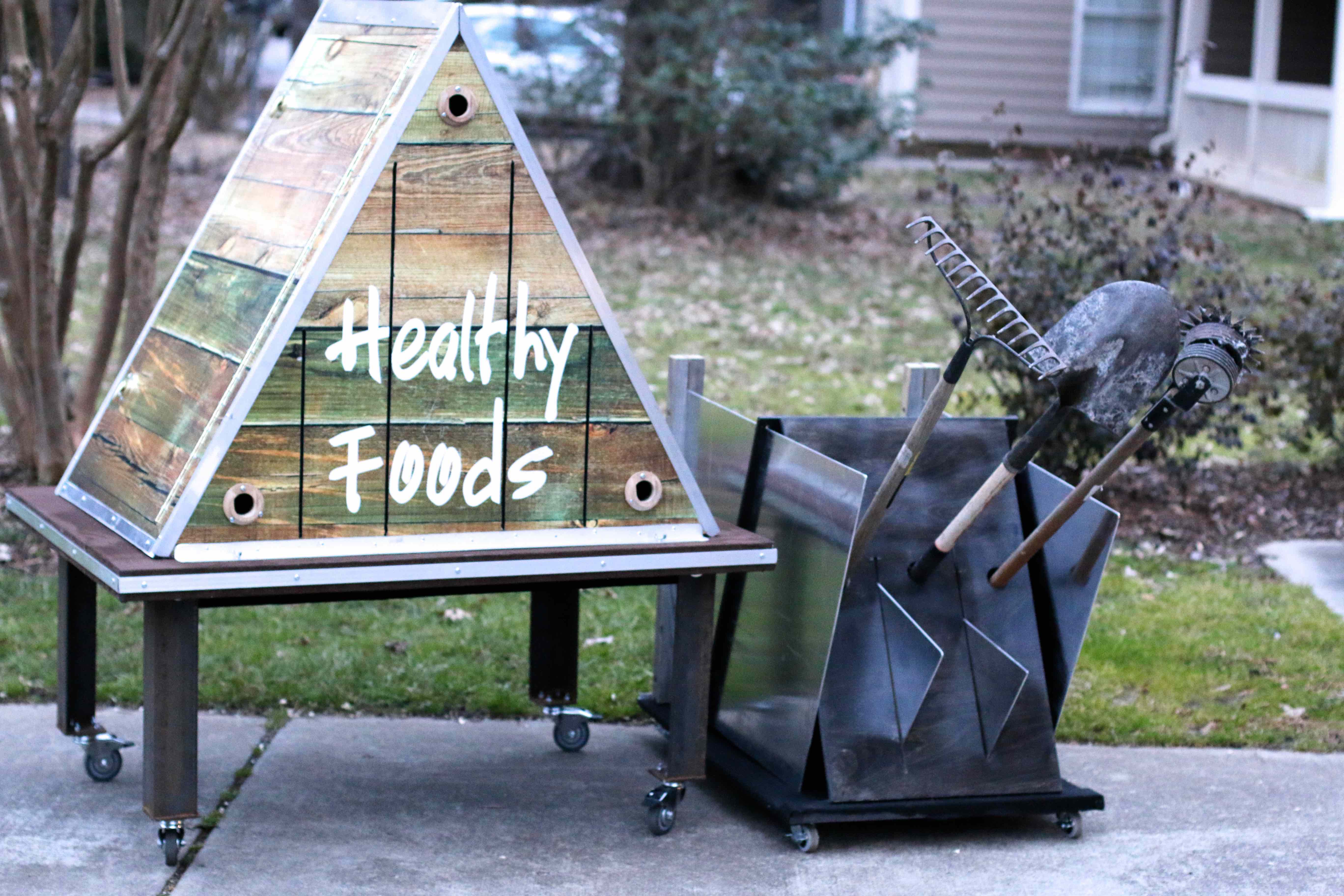 BarnYardReviewBladePyramid2