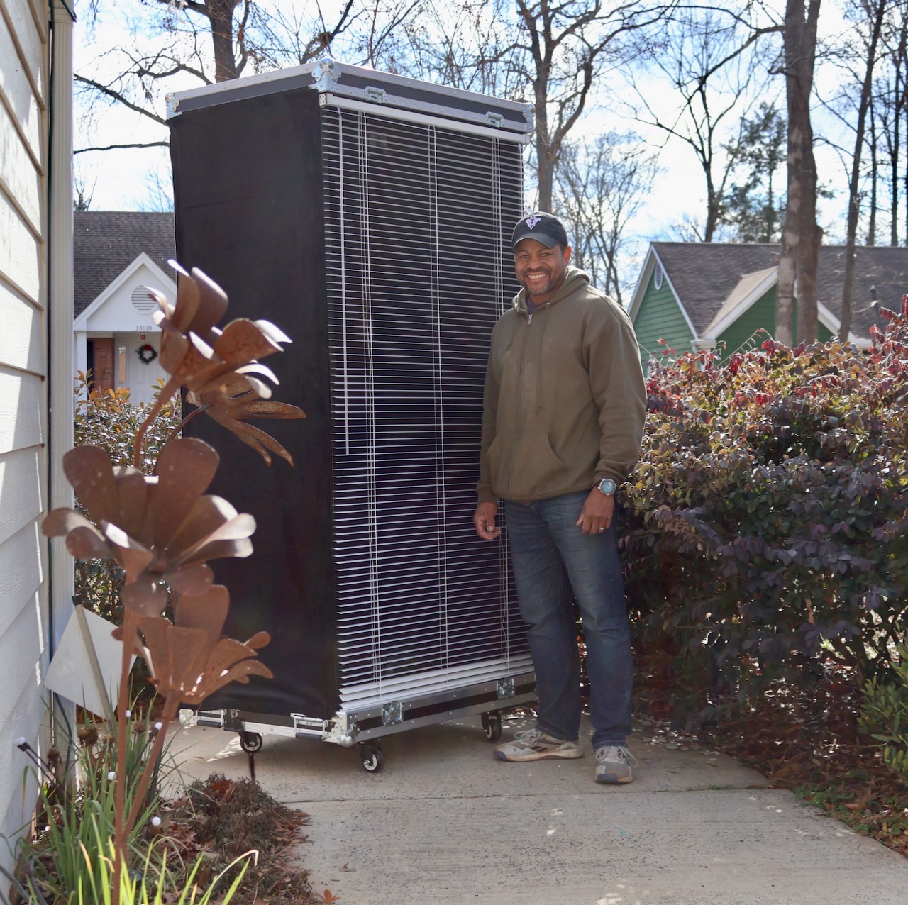 JCKickboardBwCrossfitFlagSizeCompare