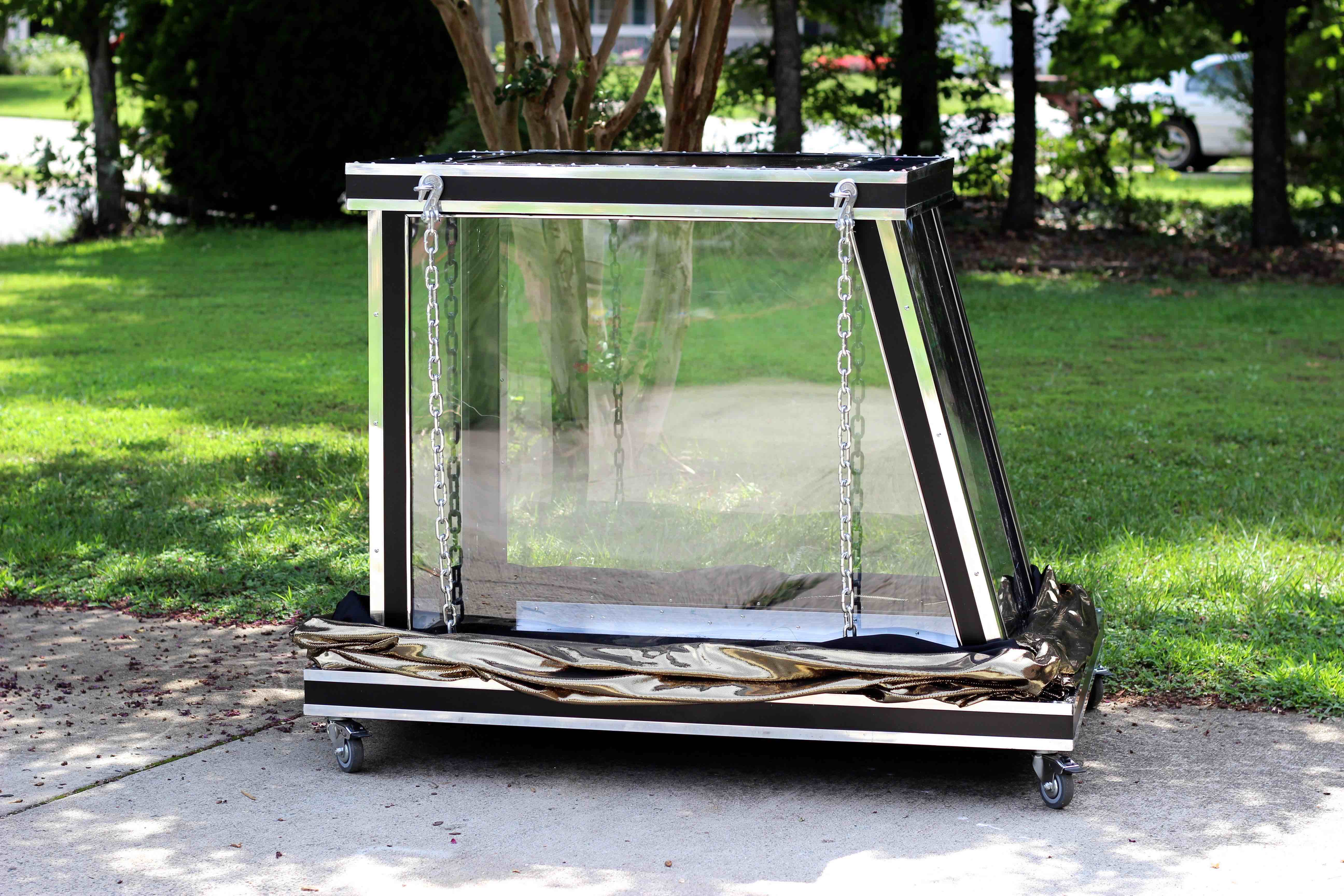 CrystalMetaGoldCloth1Site