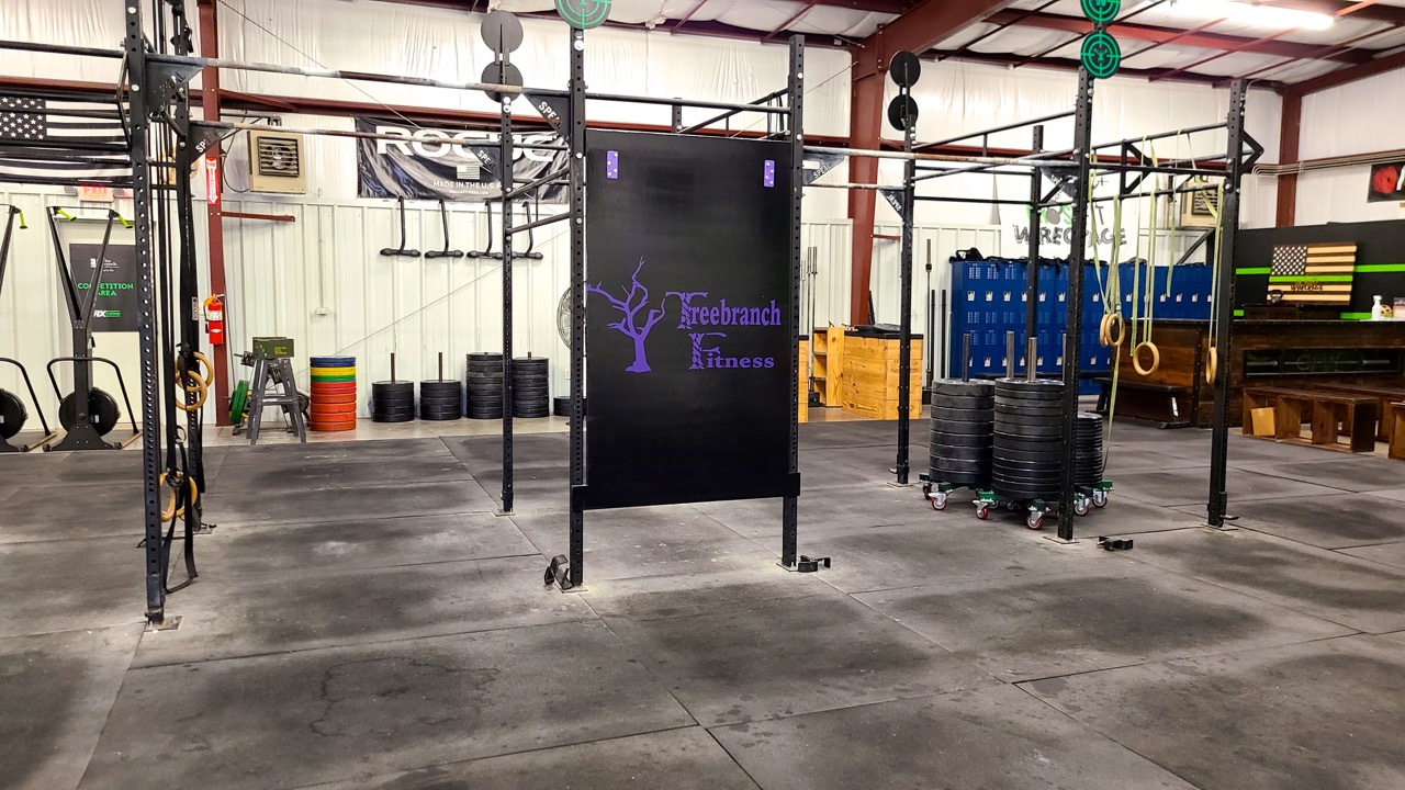 JCKickboardBwCrossfitFlagSizeCompare