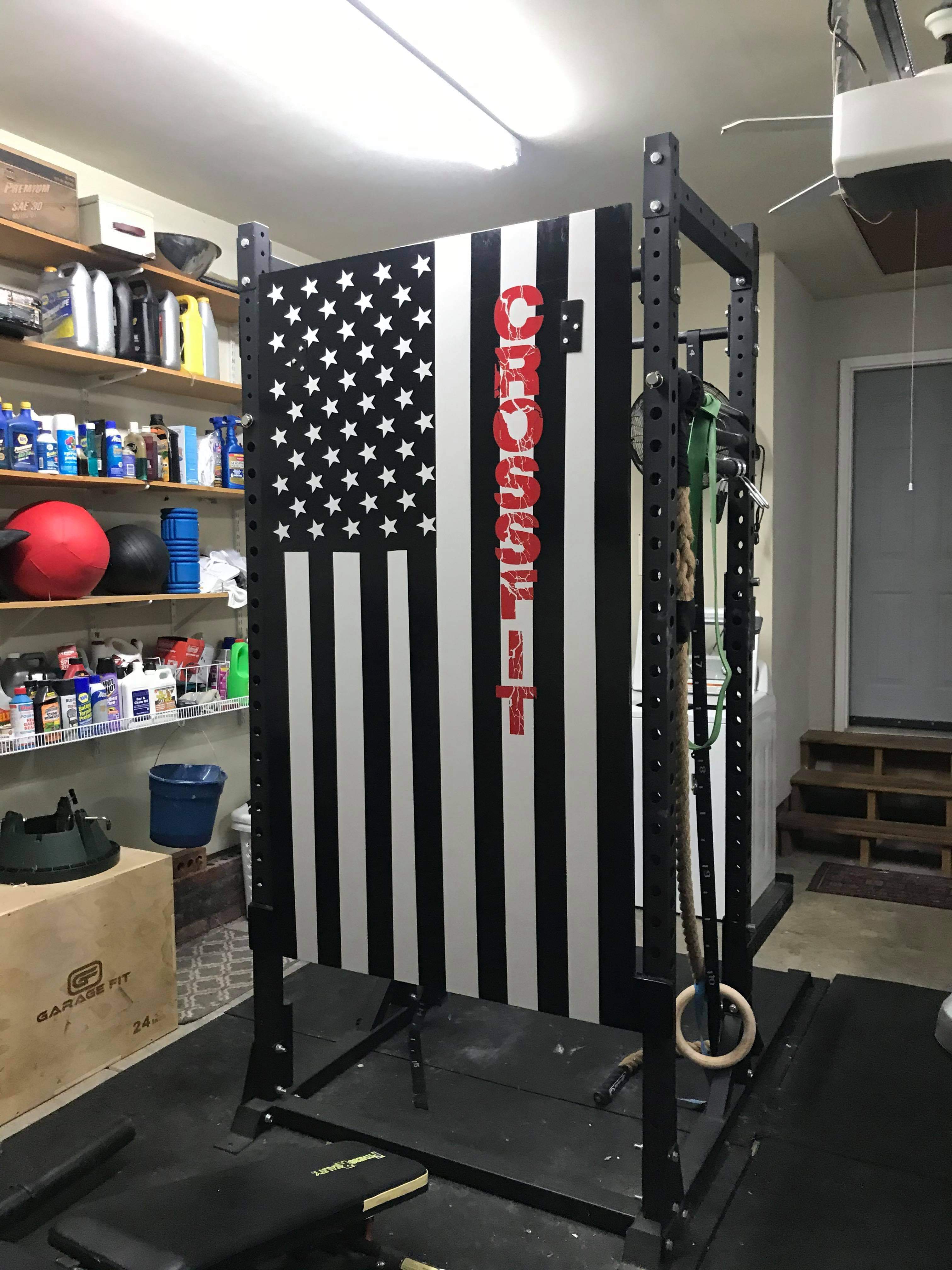JCKickboardBwCrossfitFlagSizeCompare